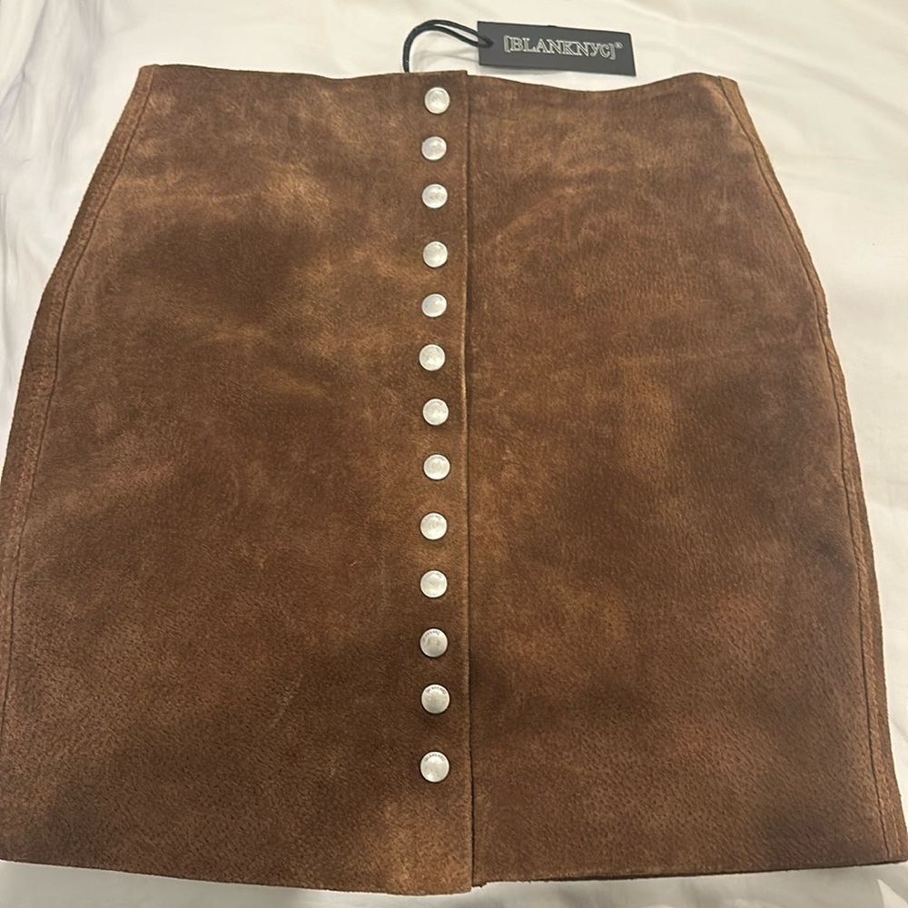 Blanknyc suede skirt with snaps